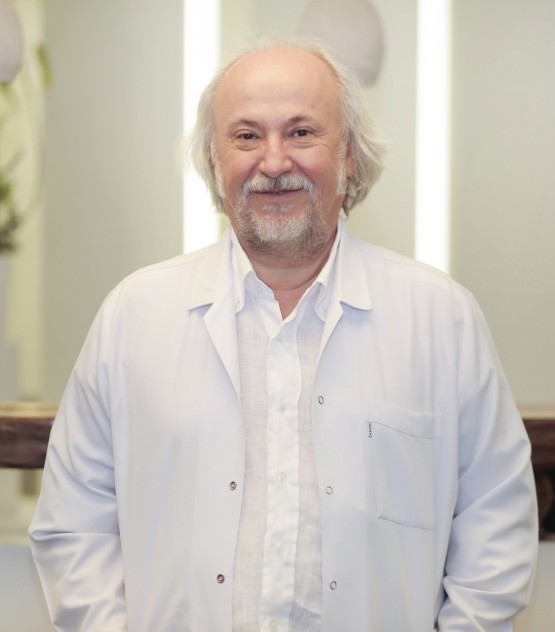 Op. Dr. A. Refik Keleş
